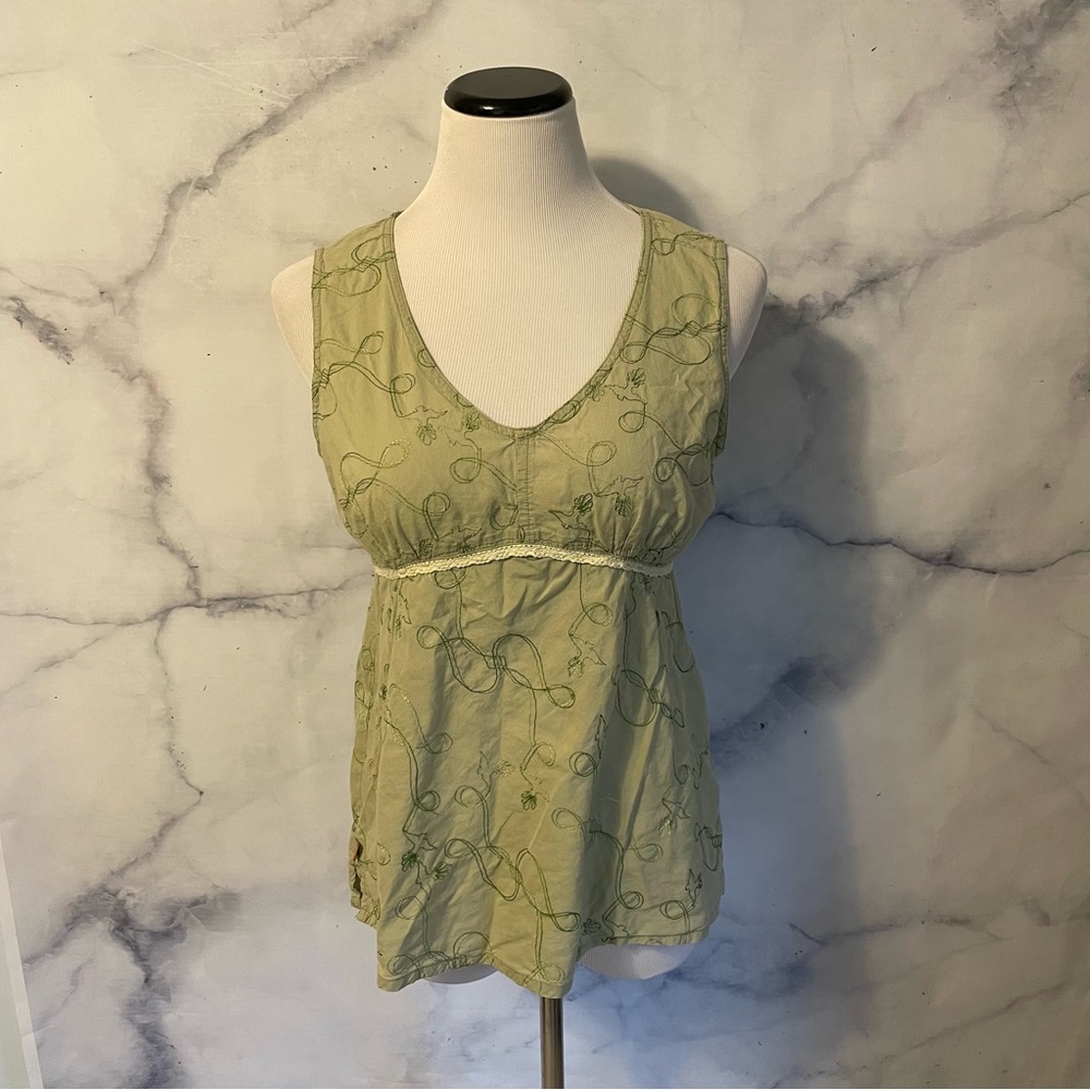 3/$20 Horny Toad Sleeveless Blouse Size Medium
